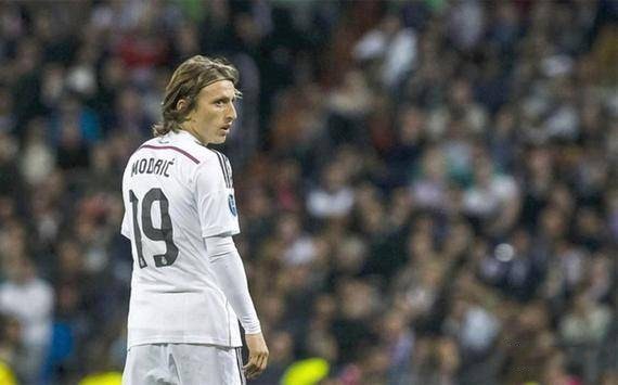 意甲媒体热议：米兰新援亚沙里首秀，贡献了一场极具说服力的比赛