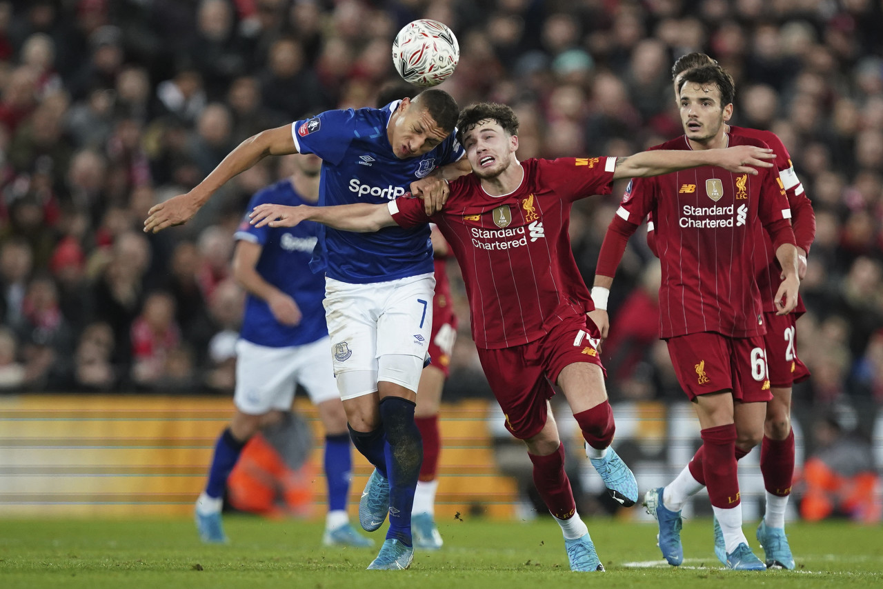 国乒8-4德国！王楚钦不满发挥，孙颖莎力拼每分，混双2人谈防弧！